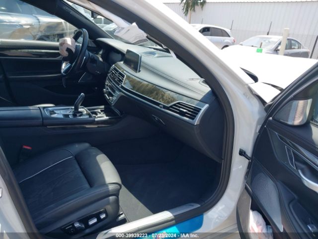 Photo 4 VIN: WBA7U2C09NCH20655 - BMW 750LI 