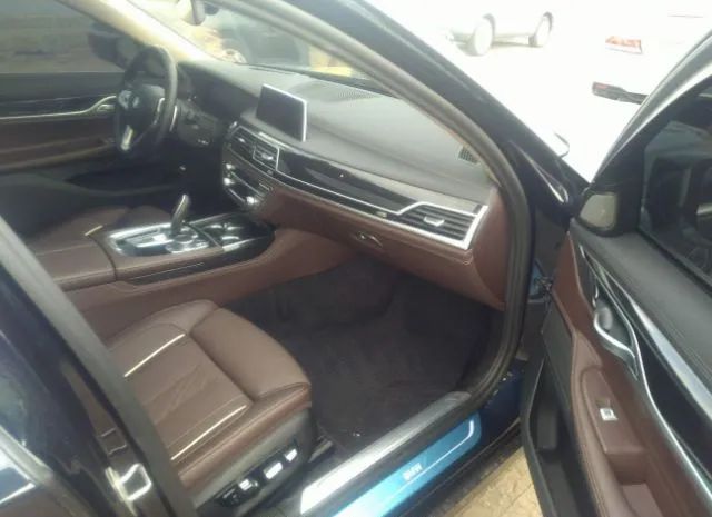 Photo 4 VIN: WBA7U2C0XLGJ59840 - BMW 7ER 