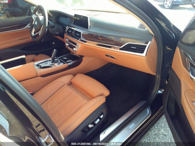 Photo 4 VIN: WBA7U2C0XNCH03993 - BMW 750 