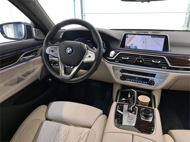 Photo 6 VIN: WBA7W41070CH32644 - BMW 745 