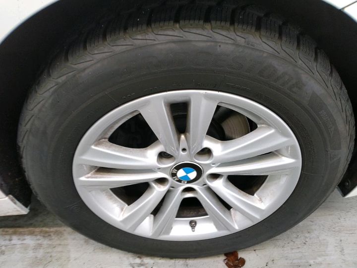 Photo 13 VIN: WBA8A11010K670601 - BMW 320 