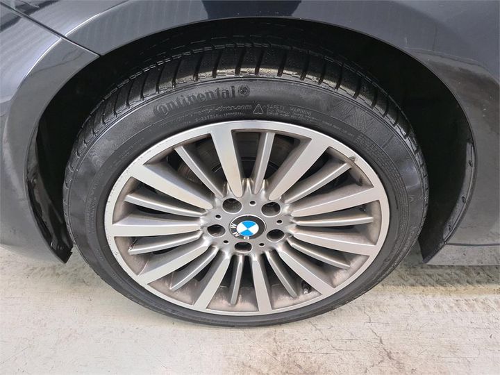 Photo 12 VIN: WBA8A11010K672865 - BMW 320 