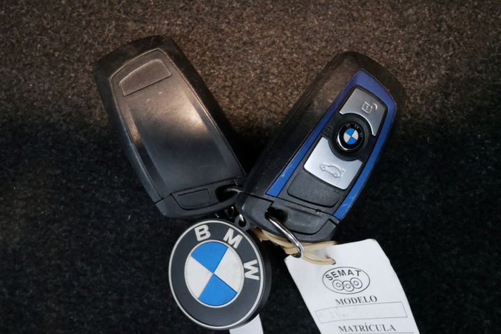 Photo 23 VIN: WBA8A11070A692785 - BMW SERIE 3 