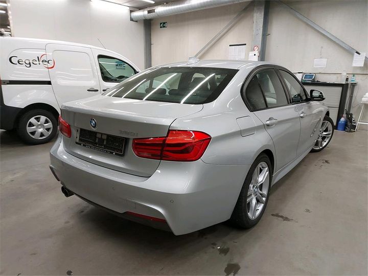 Photo 2 VIN: WBA8A110X0A693106 - BMW 3 BERLINE 