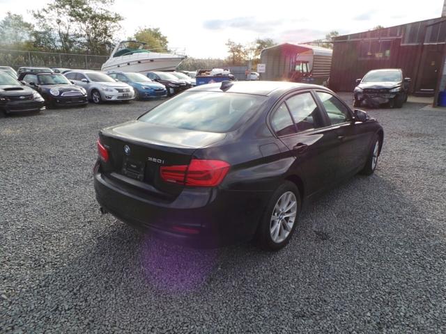 Photo 2 VIN: WBA8A3C33HA067220 - BMW 320 XI 