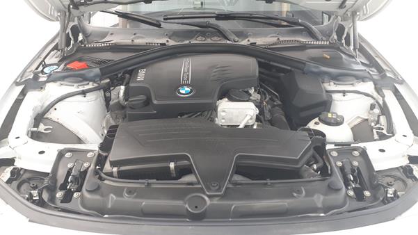 Photo 31 VIN: WBA8A3C36HK692821 - BMW 320I 