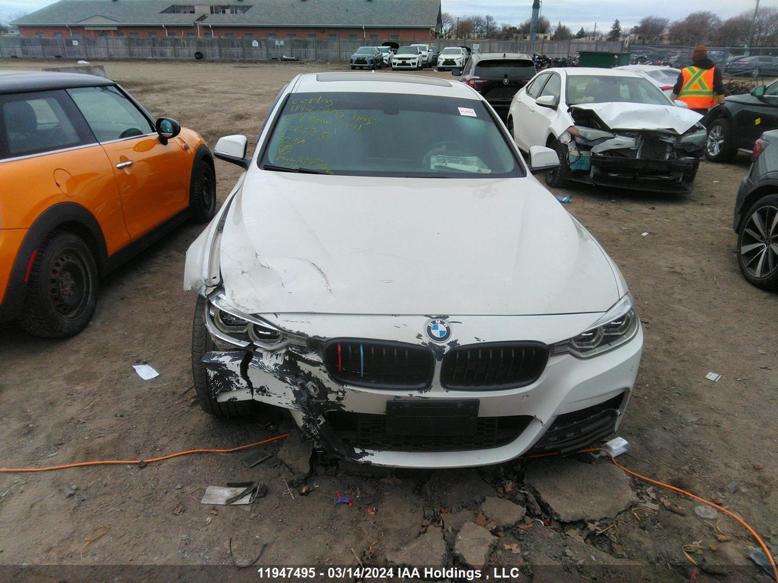 Photo 11 VIN: WBA8A3C37HA066765 - BMW 3ER 