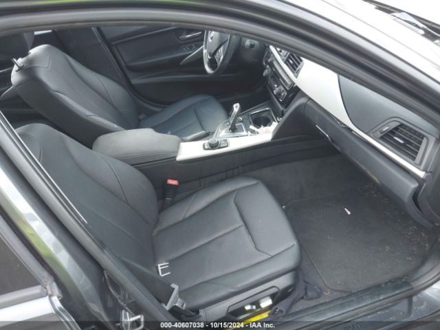 Photo 4 VIN: WBA8A3C50GK690692 - BMW 320I 