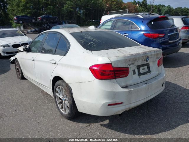 Photo 2 VIN: WBA8A3C50JA488416 - BMW 320I 