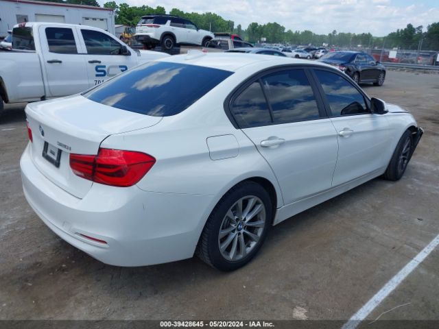 Photo 3 VIN: WBA8A3C50JA505070 - BMW 320I 