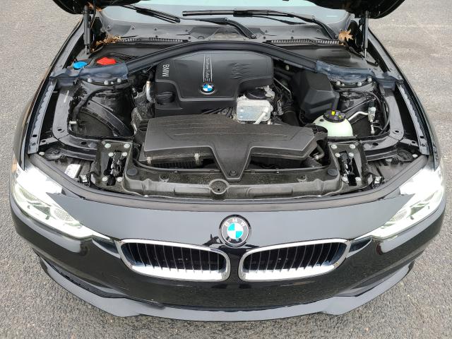 Photo 6 VIN: WBA8A3C50JA505599 - BMW 320 XI 