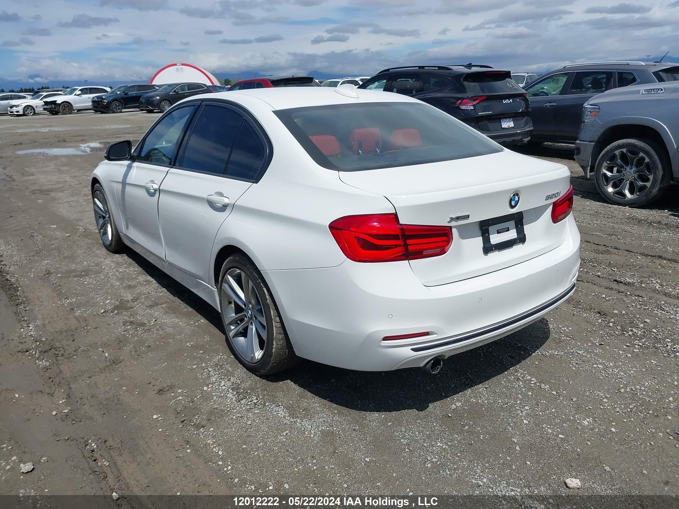 Photo 2 VIN: WBA8A3C51GK688952 - BMW 3ER 