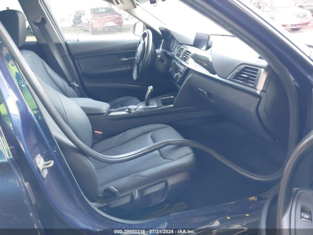 Photo 4 VIN: WBA8A3C52HK691845 - BMW 320I 