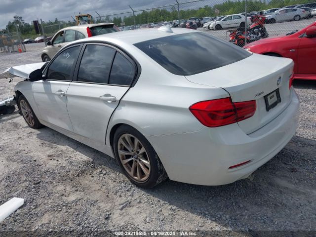 Photo 2 VIN: WBA8A3C52JA494539 - BMW 320I 