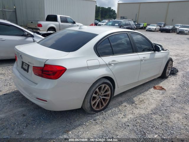 Photo 3 VIN: WBA8A3C52JA494539 - BMW 320I 