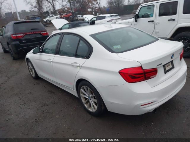 Photo 2 VIN: WBA8A3C53GK690542 - BMW 320I 