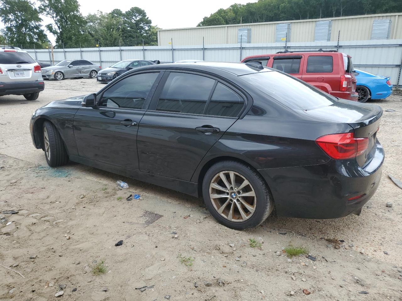 Photo 1 VIN: WBA8A3C53GK690556 - BMW 320I 