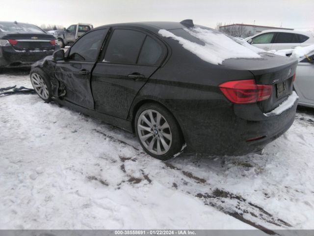 Photo 2 VIN: WBA8A3C53JA499717 - BMW 320I 