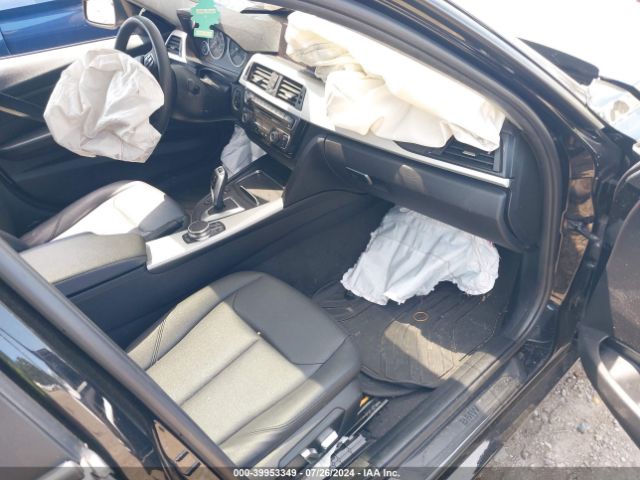 Photo 4 VIN: WBA8A3C55JK763742 - BMW 320I 