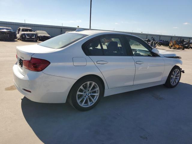 Photo 2 VIN: WBA8A3C56JA494690 - BMW 320 XI 