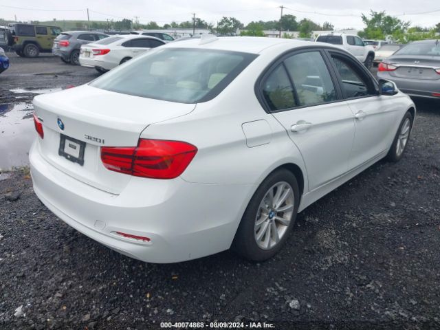 Photo 3 VIN: WBA8A3C56JA505610 - BMW 320I 