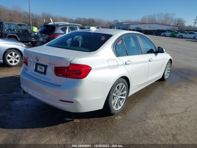 Photo 3 VIN: WBA8A3C57JA492334 - BMW 320I 