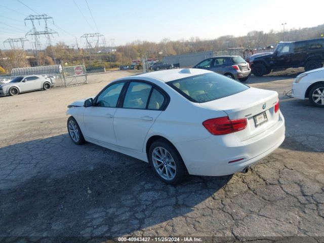 Photo 2 VIN: WBA8A3C58JA067432 - BMW 320I 