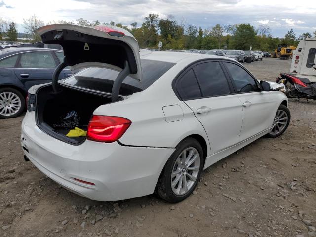 Photo 2 VIN: WBA8A3C5XGK689906 - BMW 320 XI 