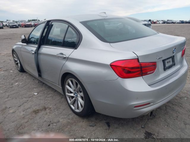 Photo 2 VIN: WBA8A3C5XJA488424 - BMW 320I 