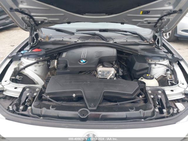 Photo 9 VIN: WBA8A3C5XJA488424 - BMW 320I 