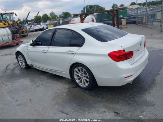 Photo 2 VIN: WBA8A9C34HK864282 - BMW 320I 