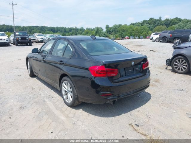 Photo 2 VIN: WBA8A9C35HK864033 - BMW 320I 