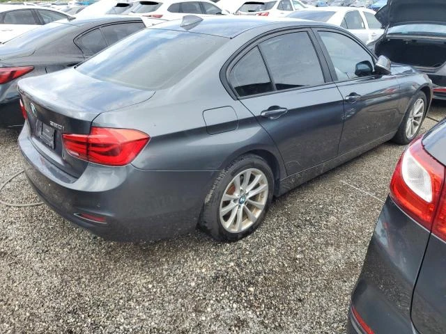 Photo 2 VIN: WBA8A9C39HK620580 - BMW 320 I 