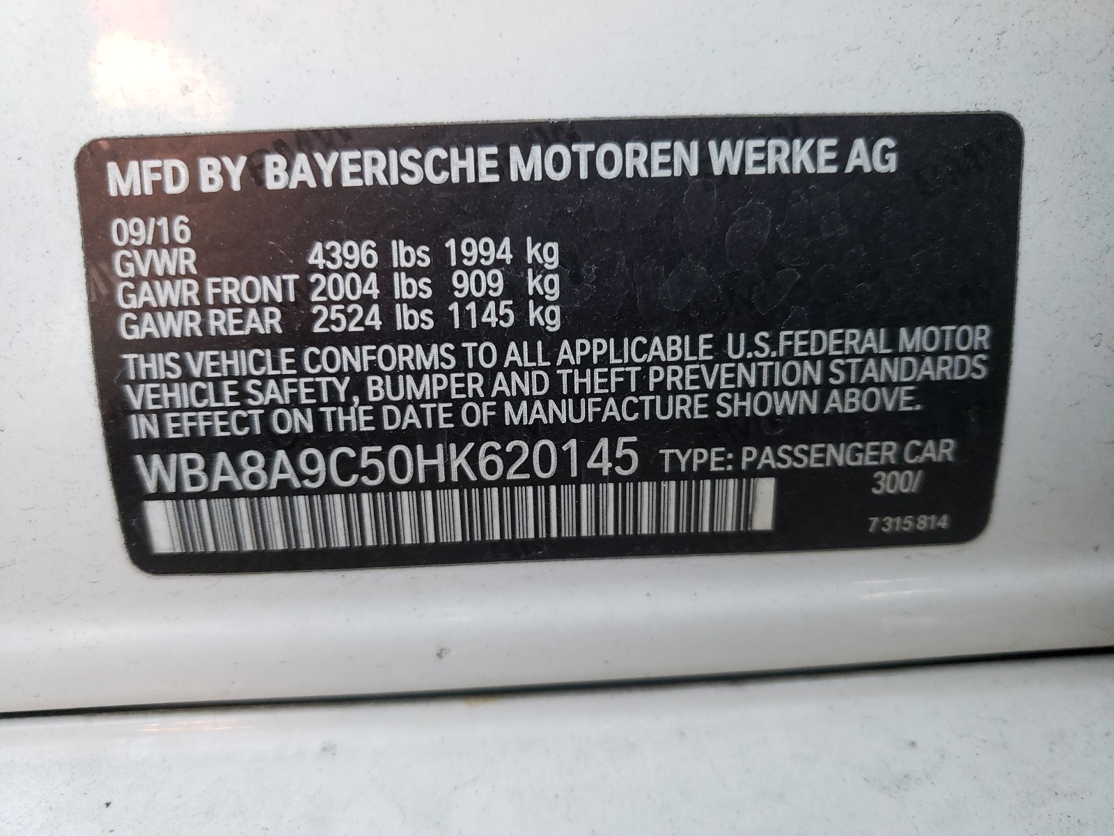 Photo 9 VIN: WBA8A9C50HK620145 - BMW 320 I 