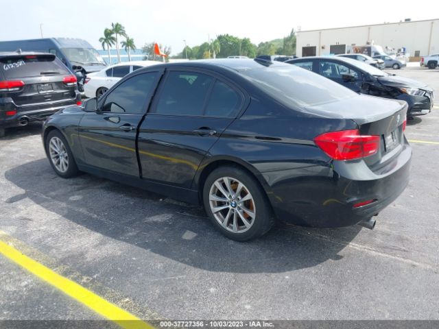 Photo 2 VIN: WBA8A9C51HK619814 - BMW 320I 