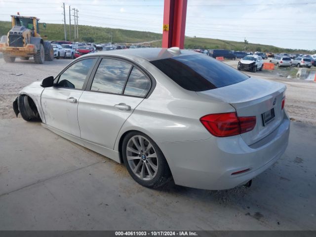 Photo 2 VIN: WBA8A9C51JAH12010 - BMW 320I 