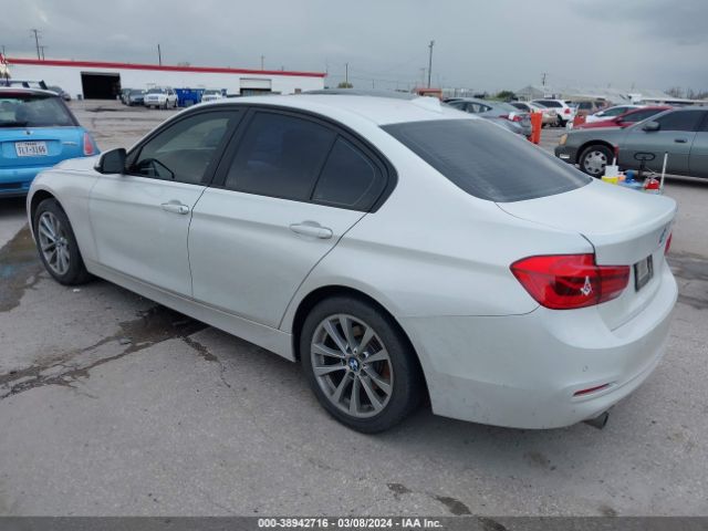 Photo 2 VIN: WBA8A9C51JK623352 - BMW 320I 