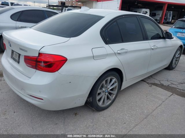 Photo 3 VIN: WBA8A9C51JK623352 - BMW 320I 