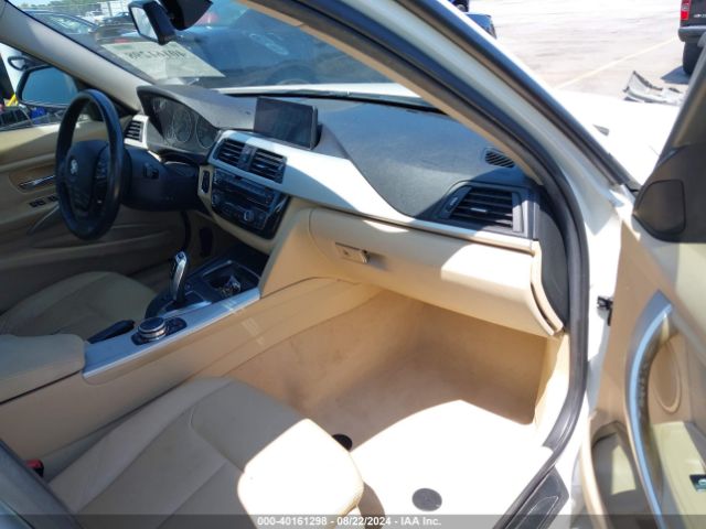 Photo 4 VIN: WBA8A9C52GK618976 - BMW 320I 