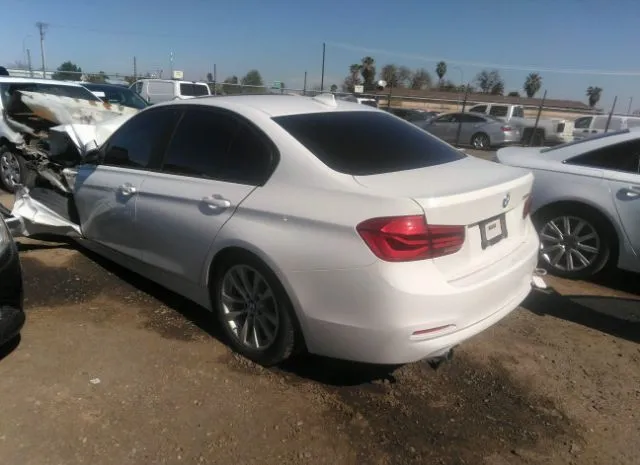 Photo 2 VIN: WBA8A9C52JAH14252 - BMW 3 SERIES 