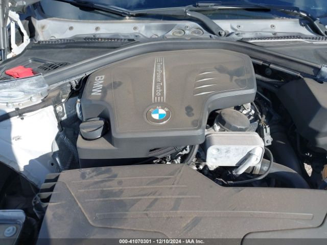 Photo 9 VIN: WBA8A9C53HK620494 - BMW 320I 