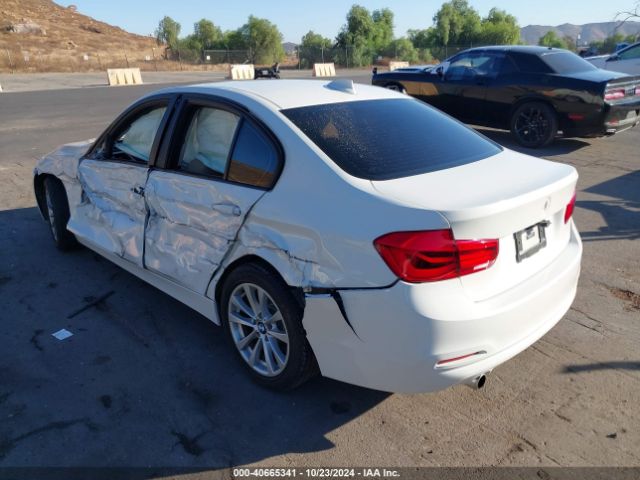 Photo 2 VIN: WBA8A9C54JAH14429 - BMW 320I 