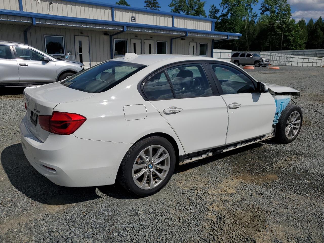 Photo 2 VIN: WBA8A9C55JK623449 - BMW 3ER 