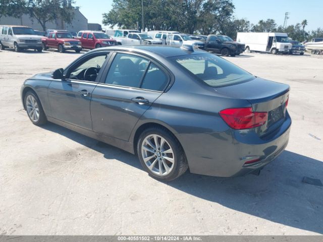 Photo 2 VIN: WBA8A9C57HK619798 - BMW 320I 