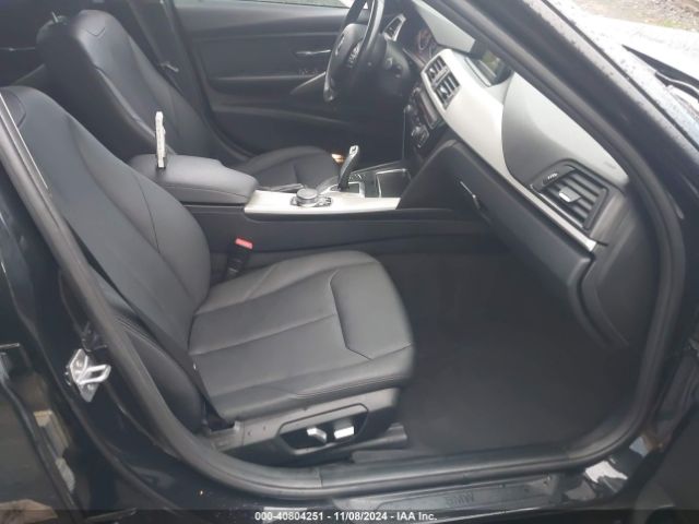 Photo 4 VIN: WBA8A9C57JAD26935 - BMW 320I 