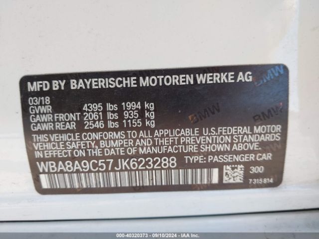 Photo 8 VIN: WBA8A9C57JK623288 - BMW 320I 