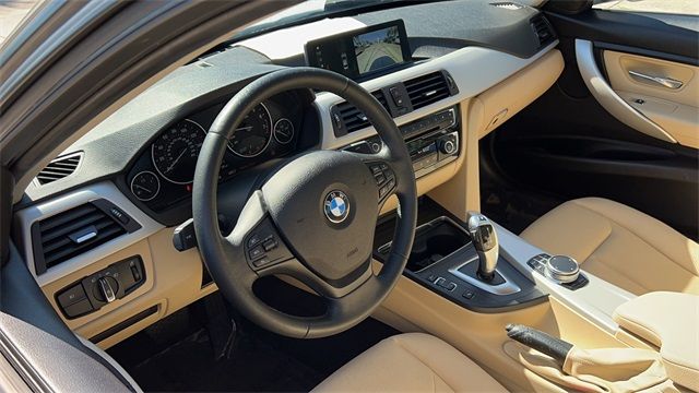 Photo 6 VIN: WBA8A9C58JAH12859 - BMW 3 SERIES 