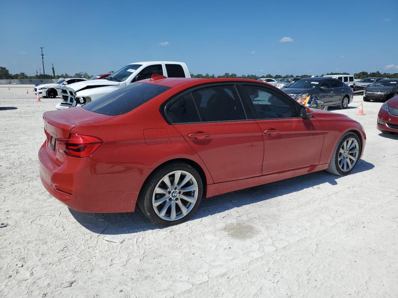 Photo 2 VIN: WBA8A9C59GK615606 - BMW 3ER 