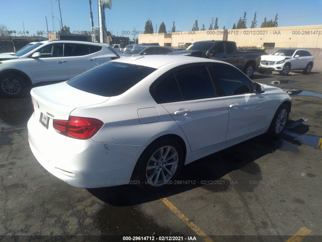 Photo 3 VIN: WBA8A9C5XGK618756 - BMW 3 