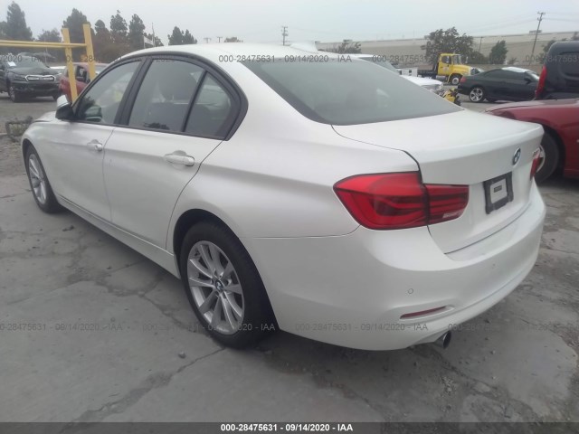 Photo 2 VIN: WBA8A9C5XGK619082 - BMW 3 